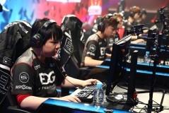 老兵传奇！apEX 成为首位参加20届特级锦标赛的选手！